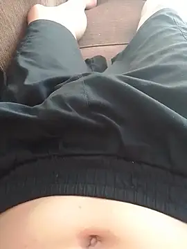 Snapshot of ONixCris chatting on 02-27-26, 08:52 ONixCris online show from 02-27-26, 08:52