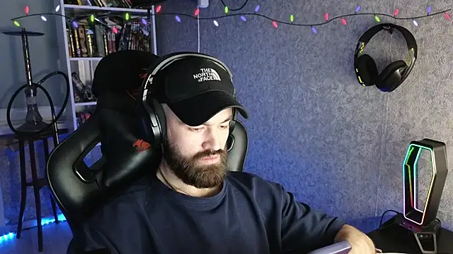 Snapshot of _Mostly_ chatting on 02-26-26, 04:45 Mostly online show from 02-26-26, 04:45