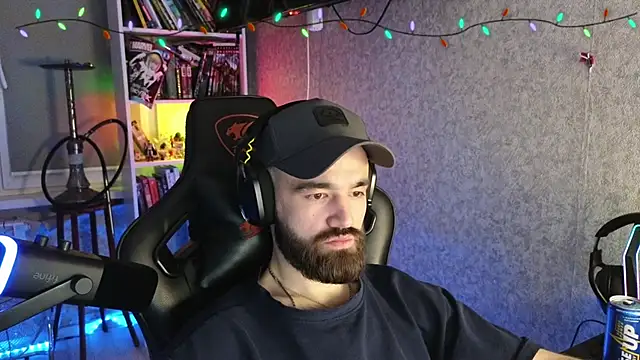 Snapshot of _Mostly_ chatting on 02-14-26, 11:27 Mostly online show from 02-14-26, 11:27