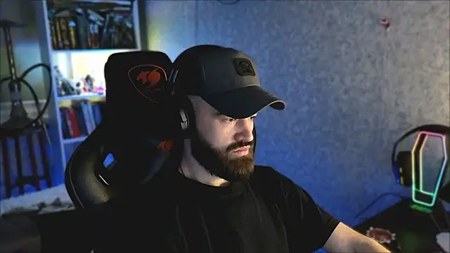  Mostly  online show from 03-10-26, 03:54