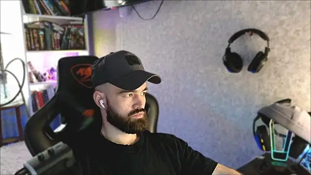  Mostly  online show from 04-04-26, 07:37