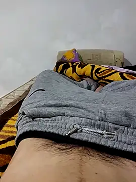 Snapshot of onurcannnnnnmmms chatting on 02-25-26, 03:45 onurcannnnnnmmms online show from 02-25-26, 03:45