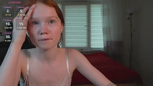 Snapshot of Nellie_baby chatting on 07-09-26, 08:48 Nellie baby online show from 07-09-26, 08:48