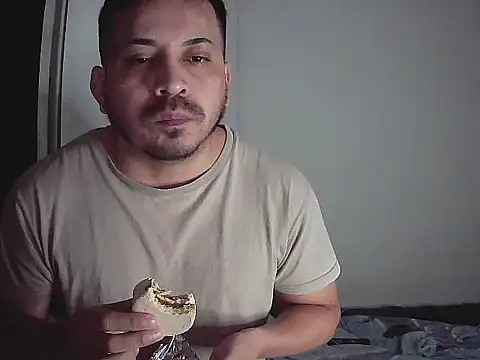 JonatanBail online show from 02-06-26, 02:29