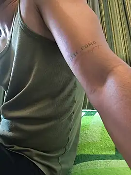 Snapshot of logan-31 chatting on 02-15-26, 10:09 logan-31 online show from 02-15-26, 10:09