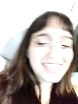 dieciochoyundia online show from 03-22-26, 05:43