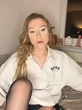 romyxxs online show from 02-24-26, 10:43