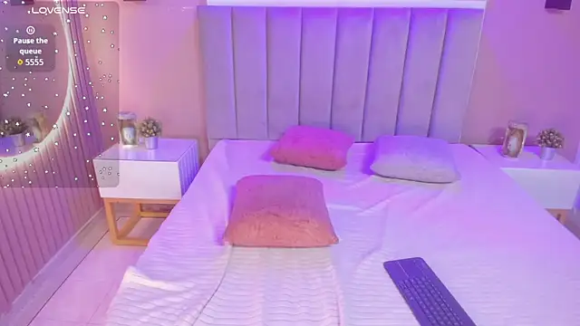  Kailythompson online show from 03-06-26, 07:53