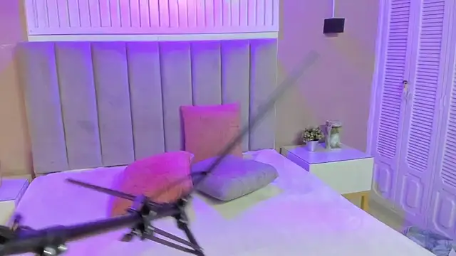  Kailythompson online show from 02-04-26, 06:36