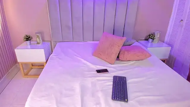  Kailythompson online show from 02-05-26, 07:21