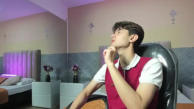 Derek Sinn online show from 03-10-26, 07:51