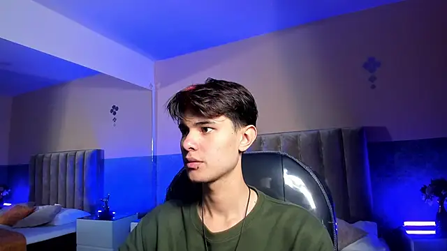 Derek Sinn online show from 04-15-26, 08:20