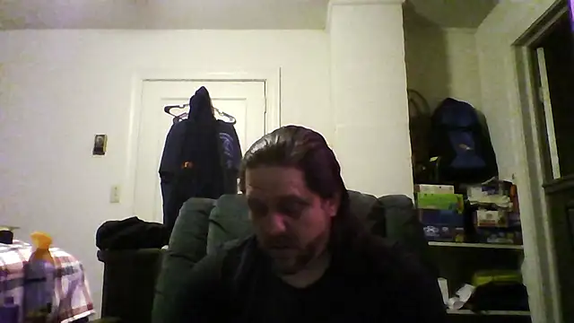 Snapshot of Demon2182 chatting on 02-16-26, 08:07 Demon2182 online show from 02-16-26, 08:07