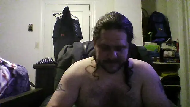 Snapshot of Demon2182 chatting on 02-19-26, 06:21 Demon2182 online show from 02-19-26, 06:21