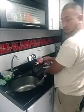 Snapshot of Roxan_King chatting on 02-19-26, 11:34 Roxan King online show from 02-19-26, 11:34