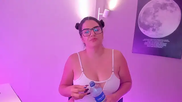 Valenvega  online show from 02-03-26, 02:53