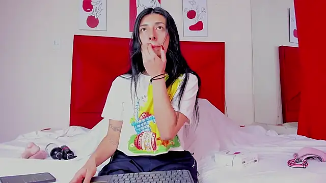 EmmaWilliamss4 online show from 02-01-26, 04:49