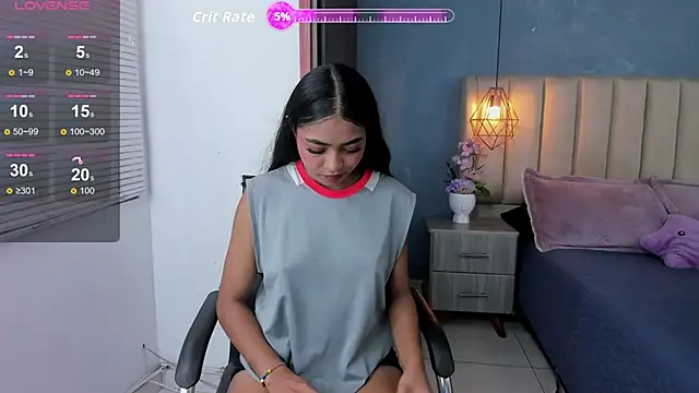 Snapshot of Charlothe_01 chatting on 06-20-26, 10:26 Charlothe 01 online show from 06-20-26, 10:26