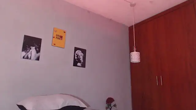 arianna rossi11 online show from 04-10-26, 12:56