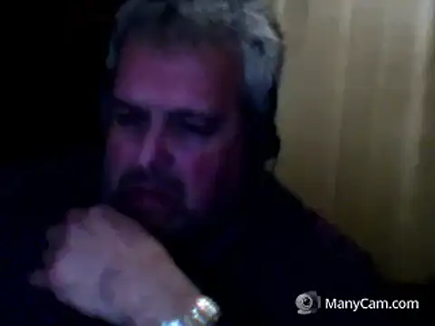 Snapshot of swichcassanesi chatting on 01-31-26, 08:40 swichcassanesi online show from 01-31-26, 08:40