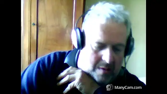 Snapshot of swichcassanesi chatting on 02-25-26, 01:22 swichcassanesi online show from 02-25-26, 01:22