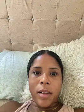 LIA PARKERR online show from 03-26-26, 07:45