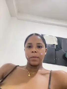 LIA PARKERR online show from 04-15-26, 11:38