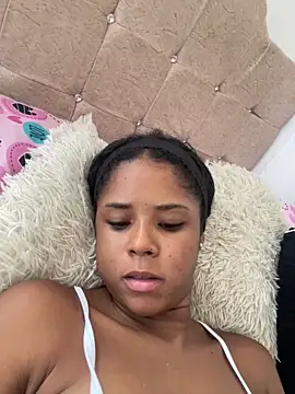 Snapshot of LIA_PARKERR chatting on 02-27-26, 05:57 LIA PARKERR online show from 02-27-26, 05:57