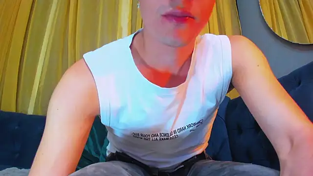 Snapshot of KairoBlaaze chatting on 02-19-26, 01:35 KairoBlaaze online show from 02-19-26, 01:35