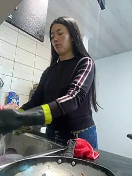 Snapshot of Tammy8 chatting on 02-10-26, 05:12 Tammy8 online show from 02-10-26, 05:12