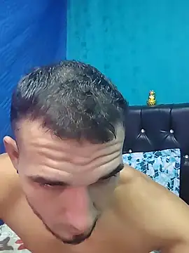 Snapshot of junior_men22 chatting on 02-26-26, 02:06 junior men22 online show from 02-26-26, 02:06