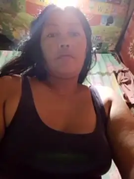 Snapshot of sexymom_siovie chatting on 05-12-26, 02:45 sexymom siovie online show from 05-12-26, 02:45