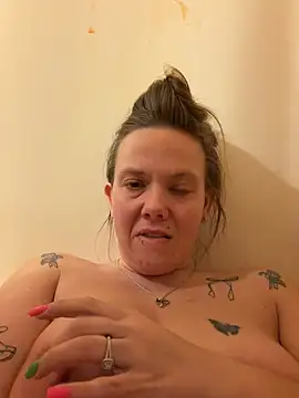 lickablelynn87 online show from 02-27-26, 10:53