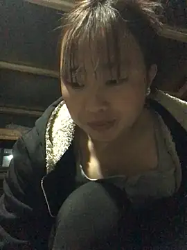 honeyyy110 online show from 02-05-26, 01:40