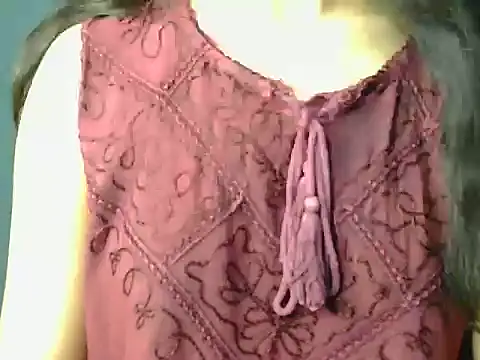 Snapshot of Simran_kaurr chatting on 06-11-26, 05:26 Simran kaurr online show from 06-11-26, 05:26
