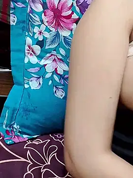 Snapshot of miss_jannat chatting on 02-10-26, 04:50 miss jannat online show from 02-10-26, 04:50