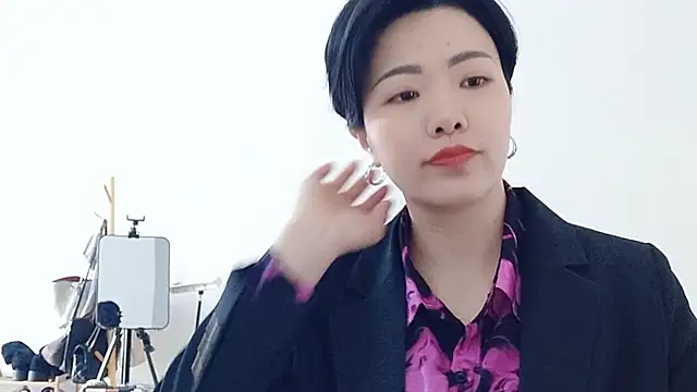 Snapshot of Nikishine chatting on 02-25-26, 02:23 Nikishine online show from 02-25-26, 02:23