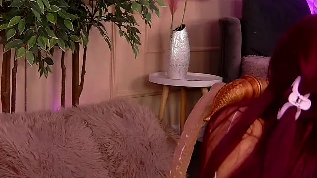 CrystalRedd online show from 02-05-26, 05:58