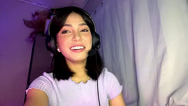 Snapshot of ConstancePorrini chatting on 02-09-26, 07:28 ConstancePorrini online show from 02-09-26, 07:28