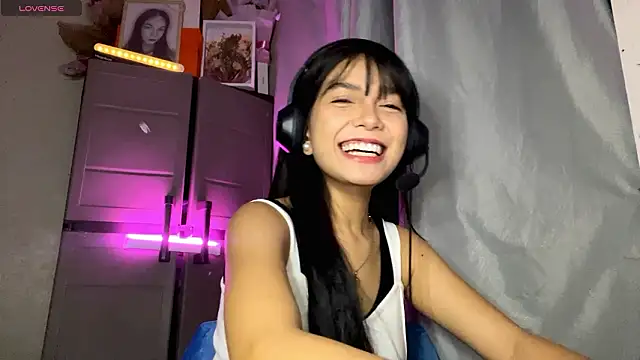 Snapshot of ConstancePorrini chatting on 03-01-26, 01:00 ConstancePorrini online show from 03-01-26, 01:00