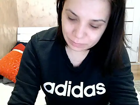 LorraGrey online show from 02-06-26, 06:20