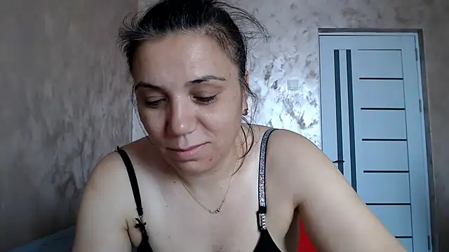 LorraGrey online show from 07-06-26, 05:47