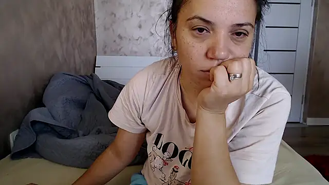 LorraGrey online show from 07-15-26, 03:24