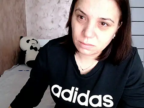 LorraGrey online show from 02-10-26, 06:45