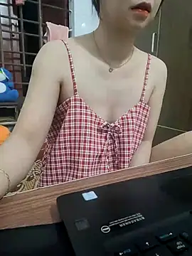 NinaKey online show from 07-04-26, 03:38