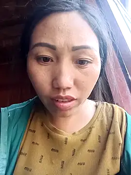 hot-luna- online show from 04-12-26, 09:12