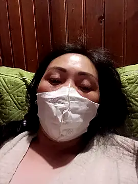 hot-luna- online show from 04-01-26, 07:44