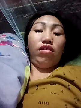 hot-luna- online show from 04-12-26, 10:02