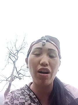 Snapshot of hot-luna- chatting on 02-15-26, 08:46 hot-luna- online show from 02-15-26, 08:46