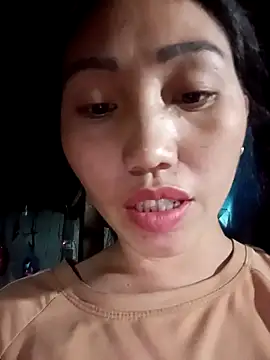 Snapshot of hot-luna- chatting on 02-28-26, 01:11 hot-luna- online show from 02-28-26, 01:11